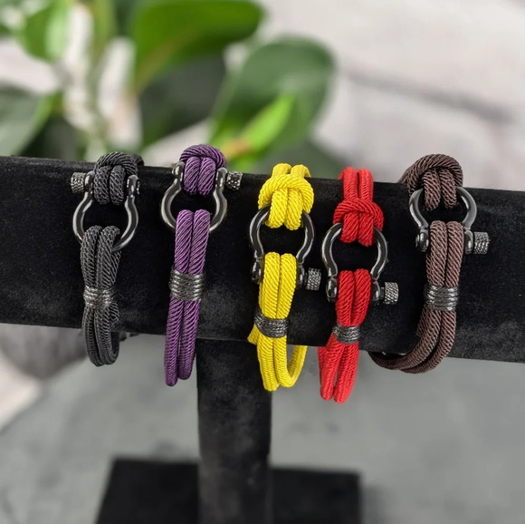 Nylon cord shackle bracelets, about 7", assorted colors, unisex - Picture 1 of 6